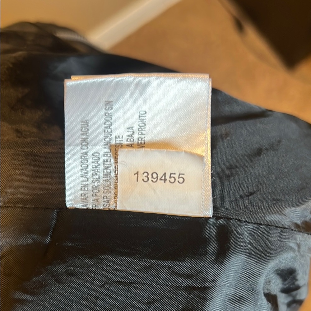 MICHAEL KORS Women's Black Mixed Media Coat Hooded Quilt Jacket Silver
Logo Sz S - Picture 12 of 16